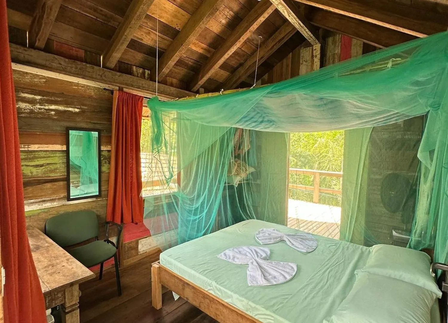 Hostel Sitio Tudo E Arte Piçarras