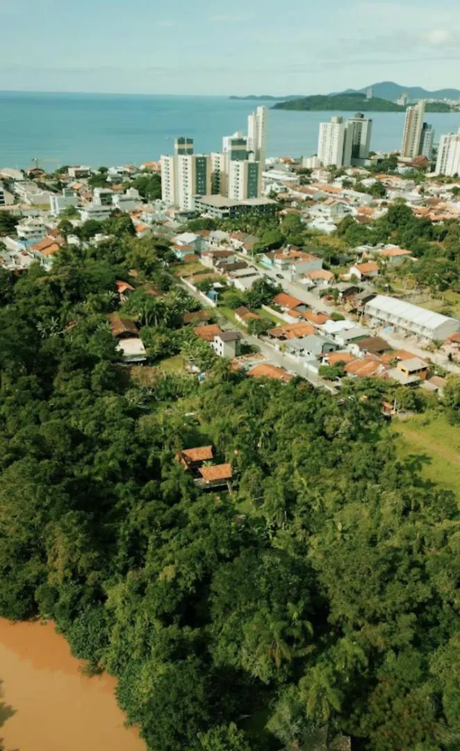 Sitio Tudo E Arte Piçarras 0*,  Brazylia